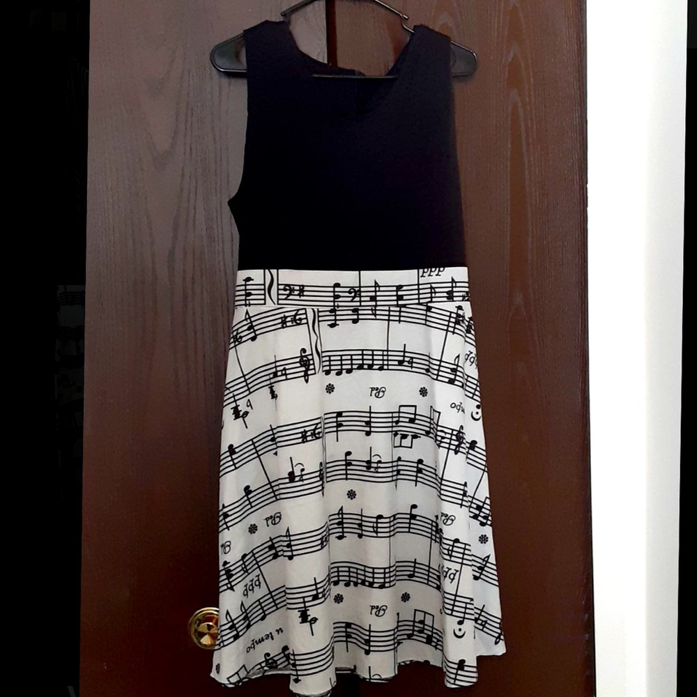 Congrats style music dress